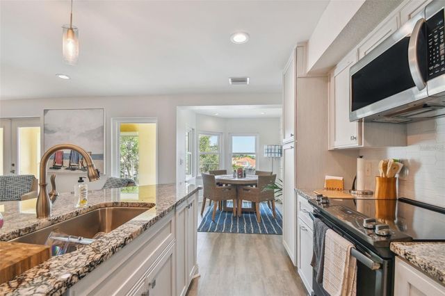 1125 PINELLAS BAYWAY S 302, Tierra Verde, FL 33715