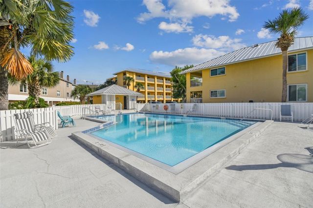 1125 PINELLAS BAYWAY S 302, Tierra Verde, FL 33715