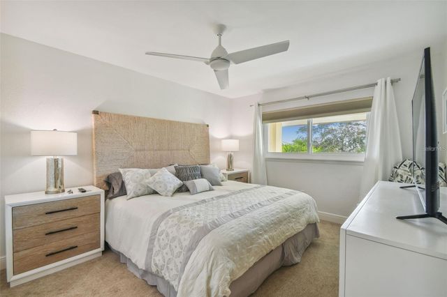 1125 PINELLAS BAYWAY S 302, Tierra Verde, FL 33715