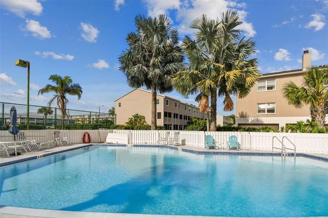 1125 PINELLAS BAYWAY S 302, Tierra Verde, FL 33715