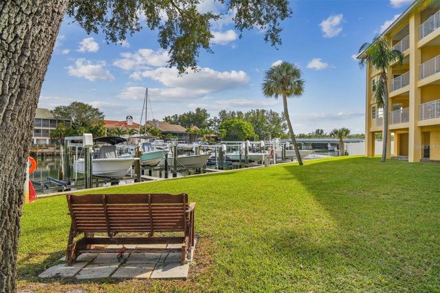 1125 PINELLAS BAYWAY S 302, Tierra Verde, FL 33715