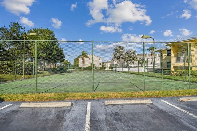 1125 PINELLAS BAYWAY S 302, Tierra Verde, FL 33715