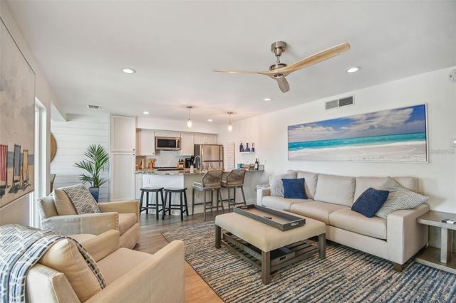 1125 PINELLAS BAYWAY S 302, Tierra Verde, FL 33715