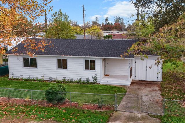 19367 Lucille Street, Anderson, CA 96007