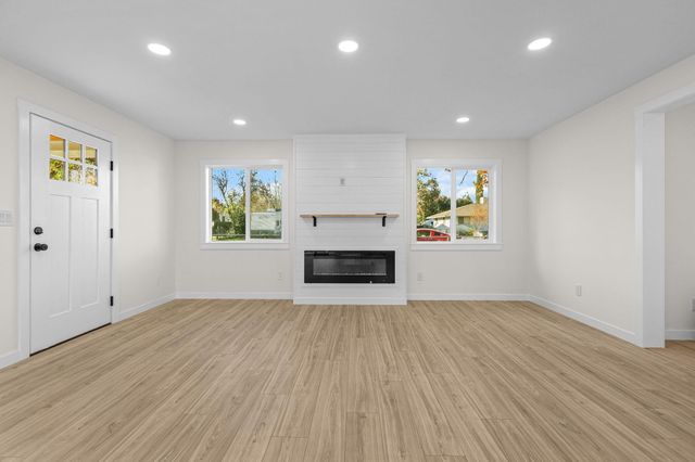 19367 Lucille Street, Anderson, CA 96007