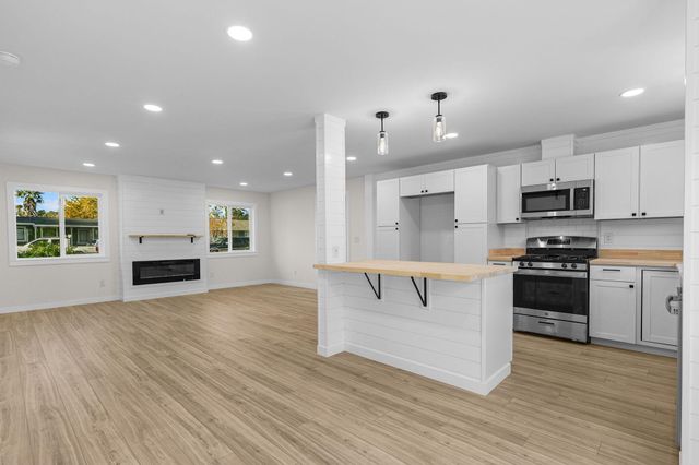 19367 Lucille Street, Anderson, CA 96007