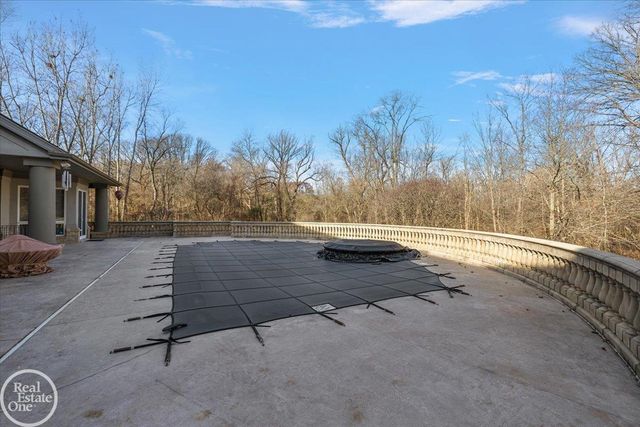 4575 Hidden Glen Circle, Oakland Twp, MI 48306