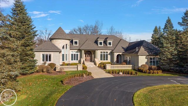 4575 Hidden Glen Circle, Oakland Twp, MI 48306