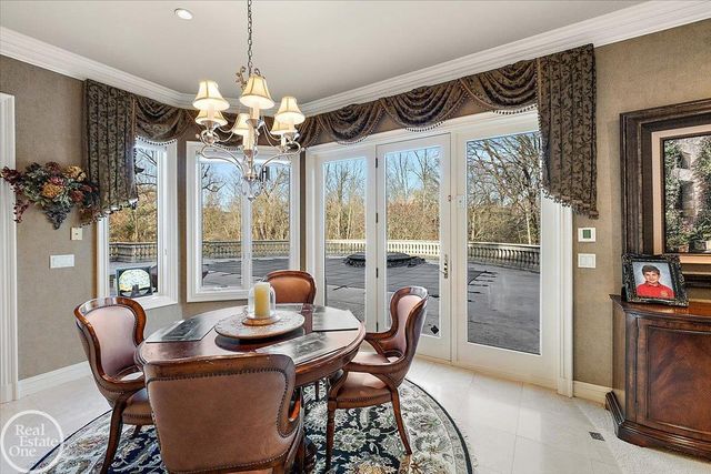 4575 Hidden Glen Circle, Oakland Twp, MI 48306