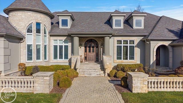 4575 Hidden Glen Circle, Oakland Twp, MI 48306