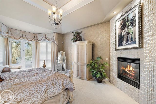 4575 Hidden Glen Circle, Oakland Twp, MI 48306