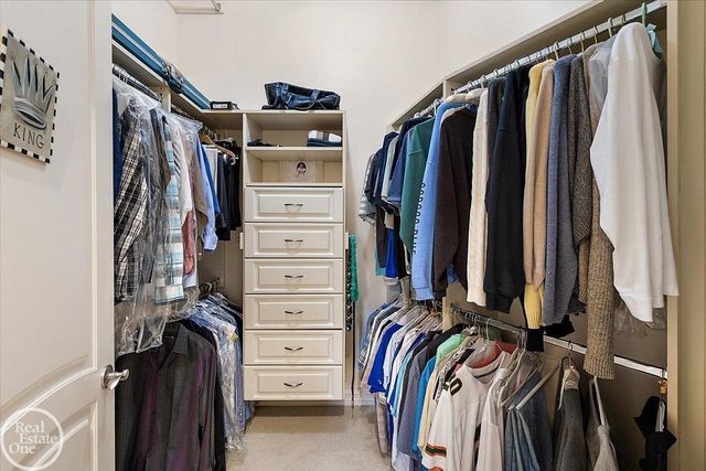 4575 Hidden Glen Circle, Oakland Twp, MI 48306