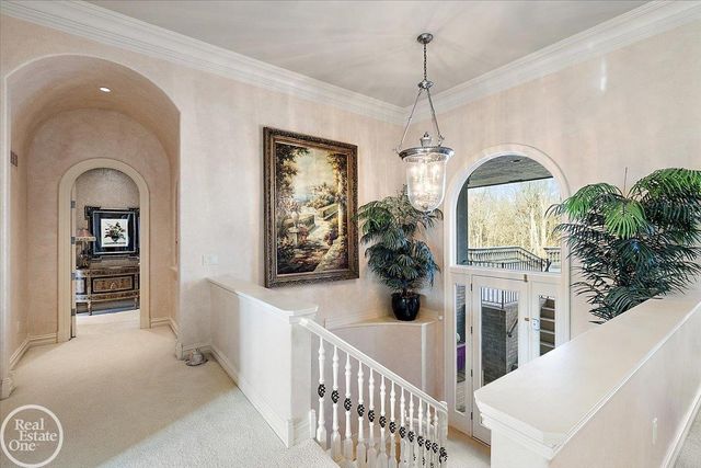 4575 Hidden Glen Circle, Oakland Twp, MI 48306