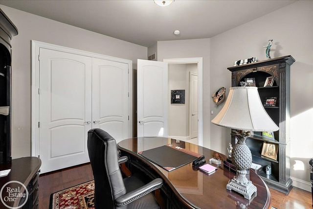 4575 Hidden Glen Circle, Oakland Twp, MI 48306