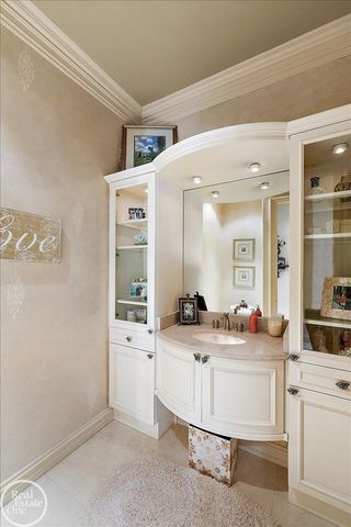 4575 Hidden Glen Circle, Oakland Twp, MI 48306