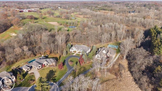 4575 Hidden Glen Circle, Oakland Twp, MI 48306