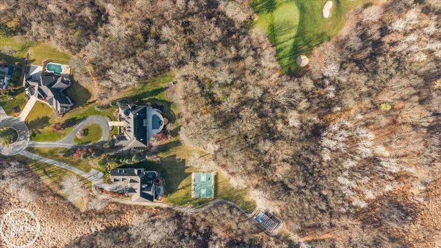 4575 Hidden Glen Circle, Oakland Twp, MI 48306