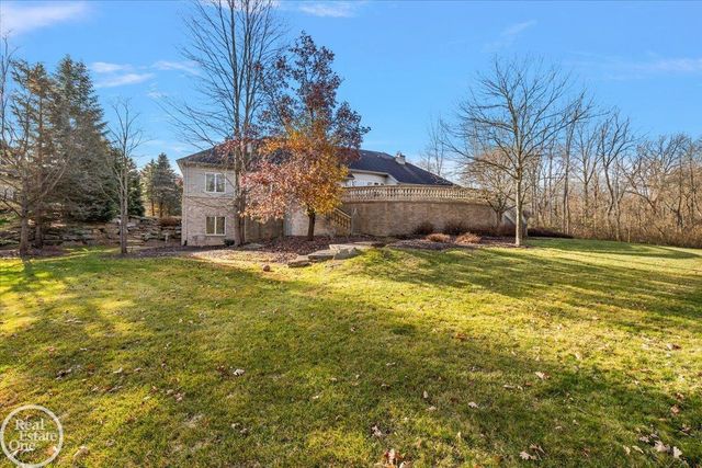 4575 Hidden Glen Circle, Oakland Twp, MI 48306