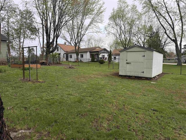 735 Crescent Street, Mauston, WI 53948