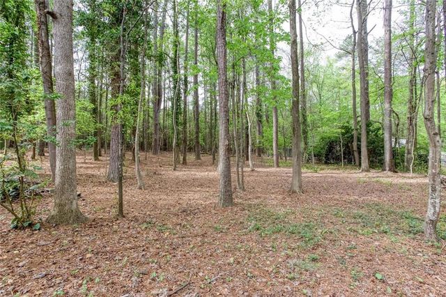 3506 Three Oaks Court, Powder Springs, GA 30127