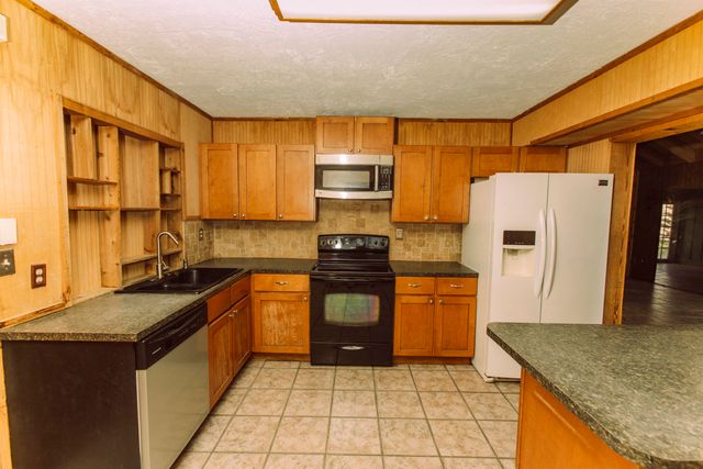 621 NW Sharpe Street, Port St. Lucie, Port St Lucie, FL 34983