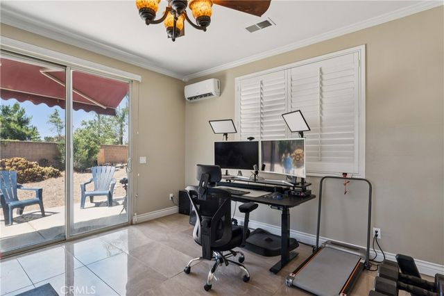 7174 Oregon Street, Fontana, CA 92336