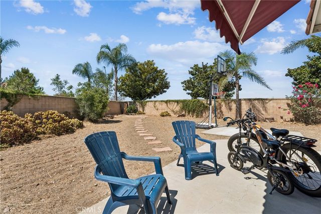 7174 Oregon Street, Fontana, CA 92336