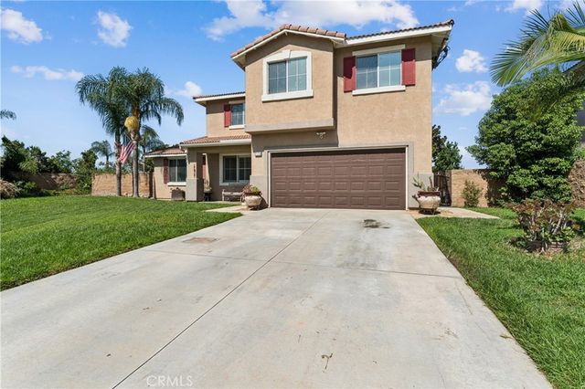 7174 Oregon Street, Fontana, CA 92336