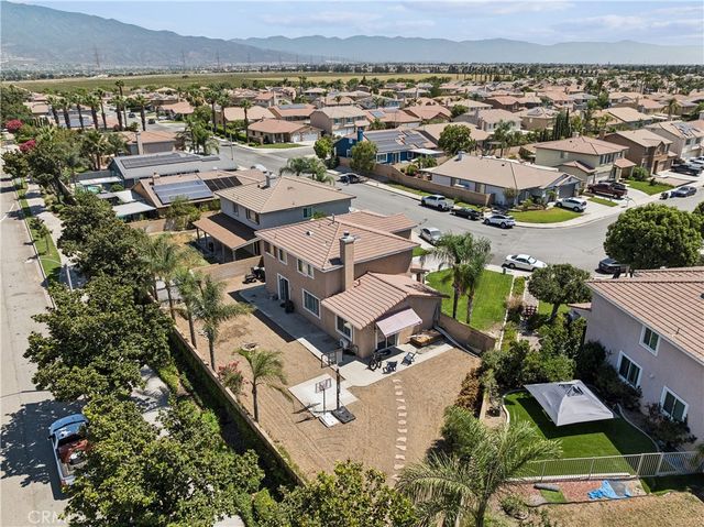 7174 Oregon Street, Fontana, CA 92336