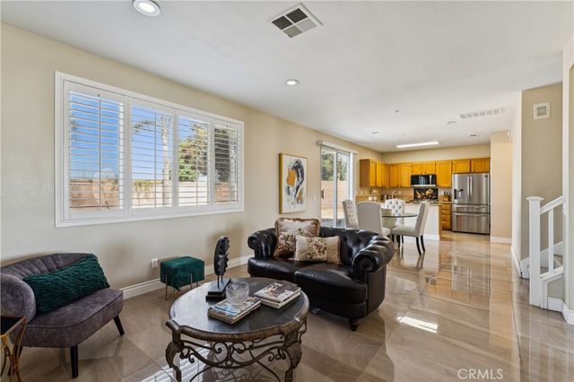 7174 Oregon Street, Fontana, CA 92336