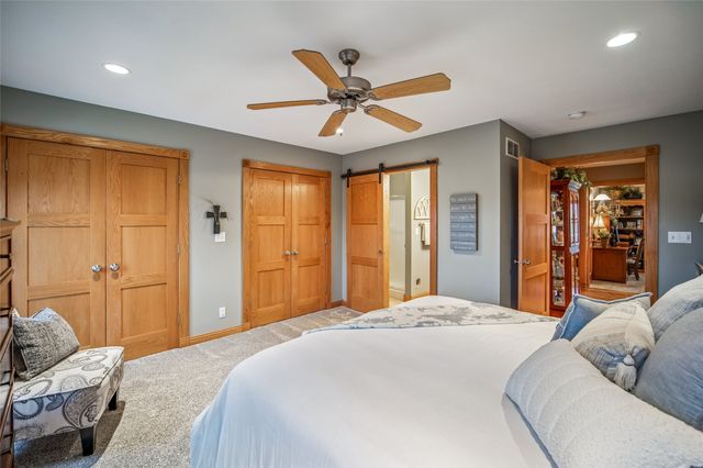 1539 239th Street, State Center, IA 50247