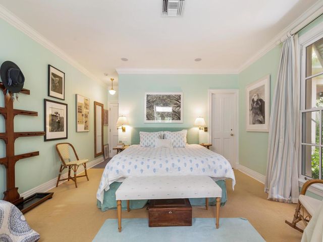 243 Garden Road, Palm Beach, FL 33480