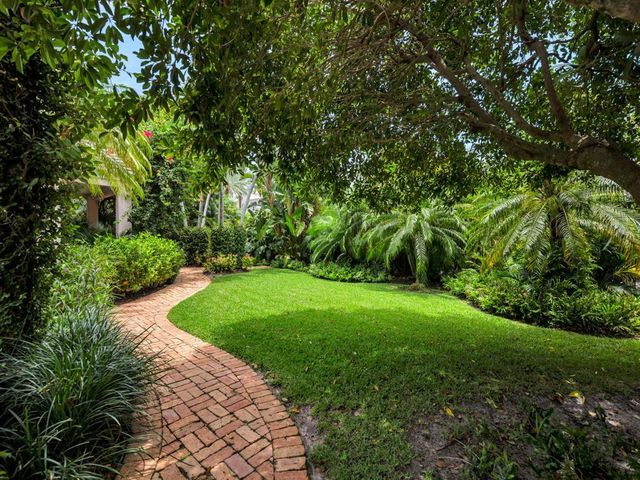 243 Garden Road, Palm Beach, FL 33480