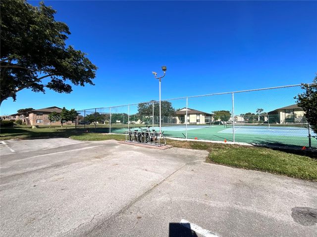 10043 Winding Lake Rd 201, Sunrise, FL 33351