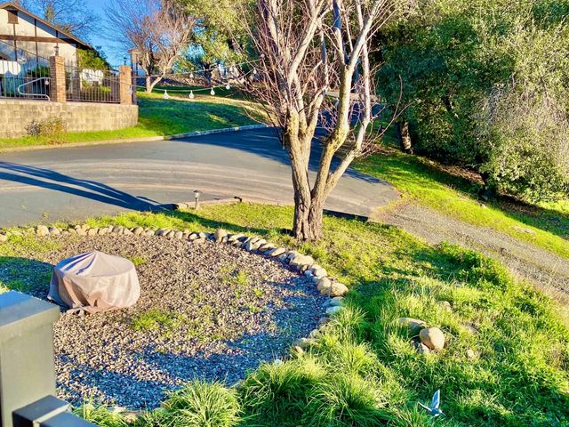 22625 Prospect Hts, Groveland, CA 95321