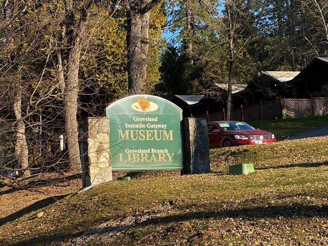 22625 Prospect Hts, Groveland, CA 95321