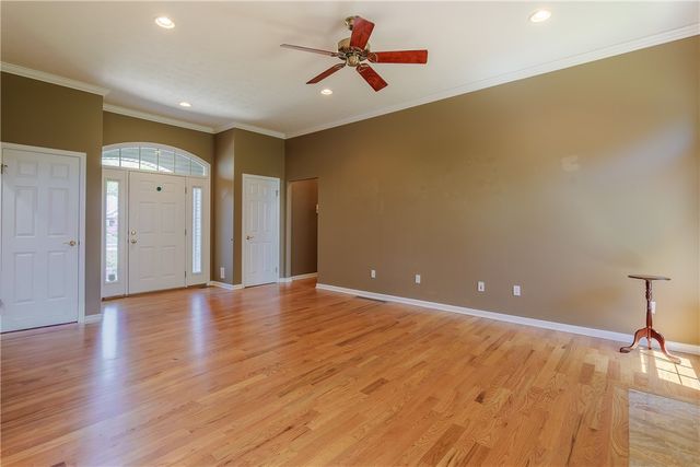 133 Leamington Circle, Greece, NY 14626