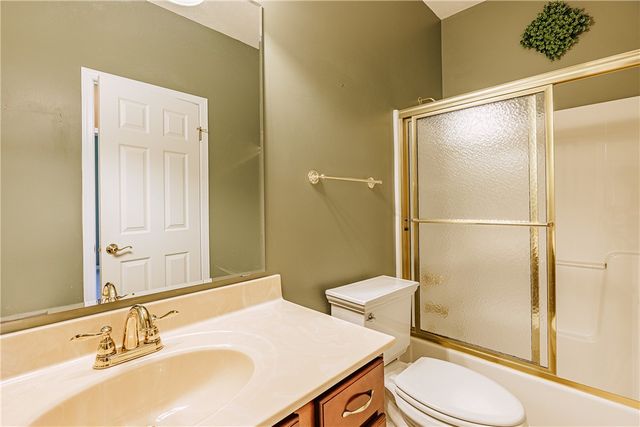 133 Leamington Circle, Greece, NY 14626