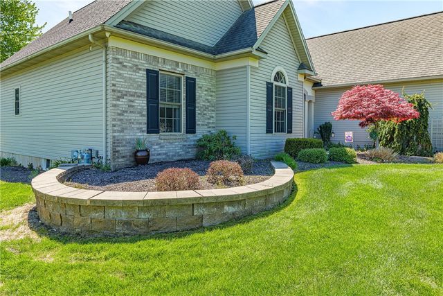 133 Leamington Circle, Greece, NY 14626