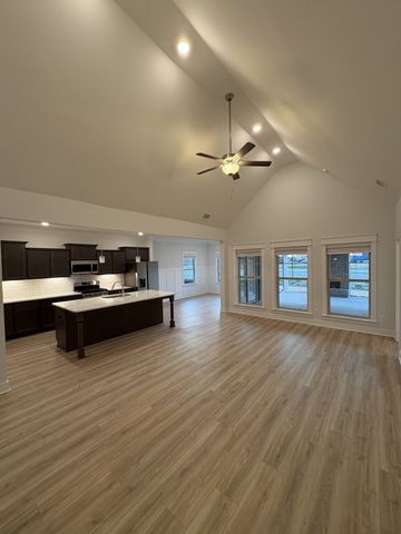 7619 Rookersbend Dr, Smyrna, TN 37167