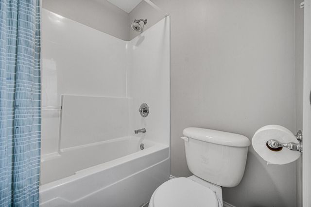 6825 73rd Court, Schererville, IN 46375