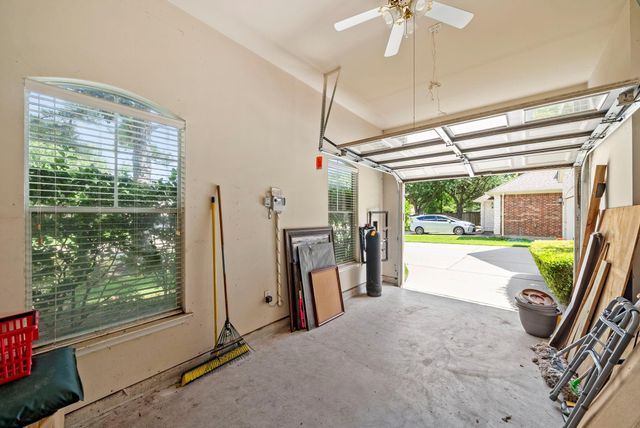 13518 Pemberwick Park Lane, Houston, TX 77070