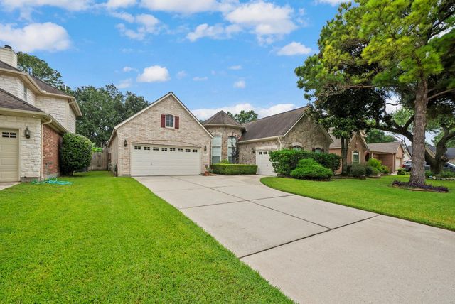 13518 Pemberwick Park Lane, Houston, TX 77070