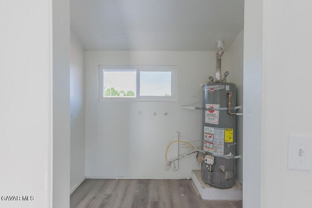 45462 E 3rd Street, Lancaster, CA 93535