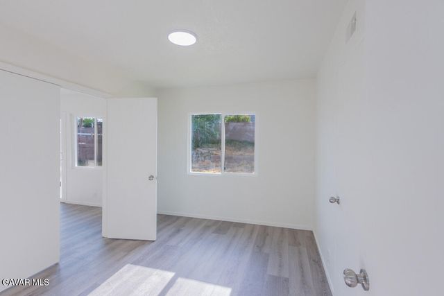 45462 E 3rd Street, Lancaster, CA 93535