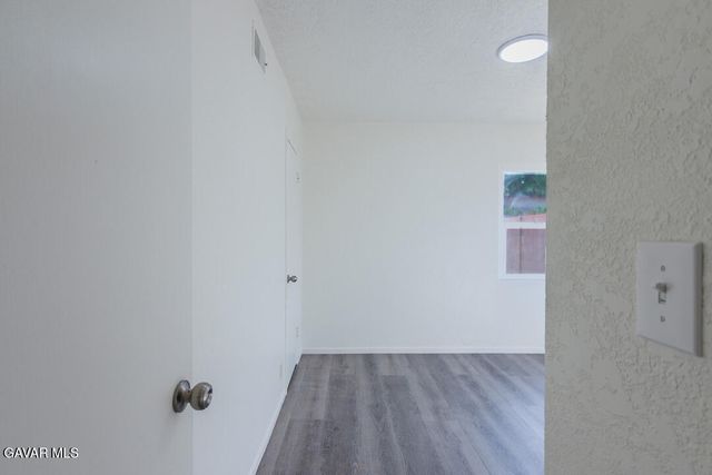 45462 E 3rd Street, Lancaster, CA 93535