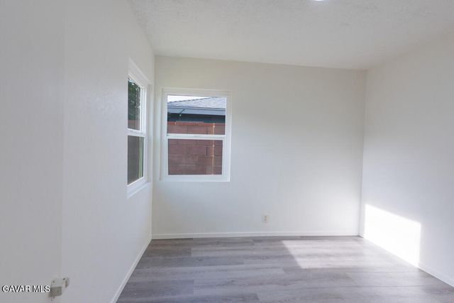 45462 E 3rd Street, Lancaster, CA 93535