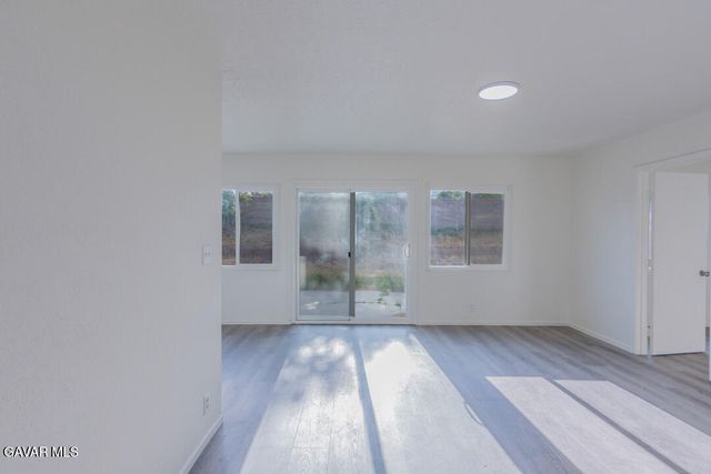 45462 E 3rd Street, Lancaster, CA 93535