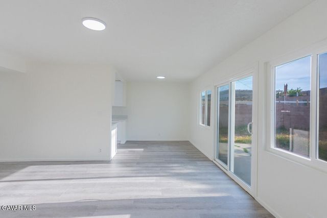 45462 E 3rd Street, Lancaster, CA 93535