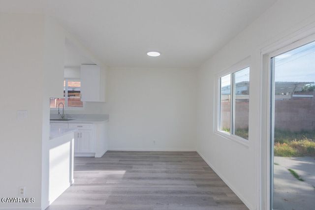 45462 E 3rd Street, Lancaster, CA 93535